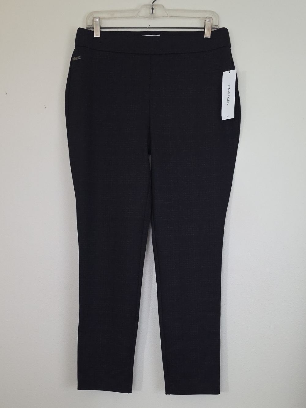 NWT Calvin Klein Black & Burgundy Subtle Plaid Skinny Pull Up Pants 10